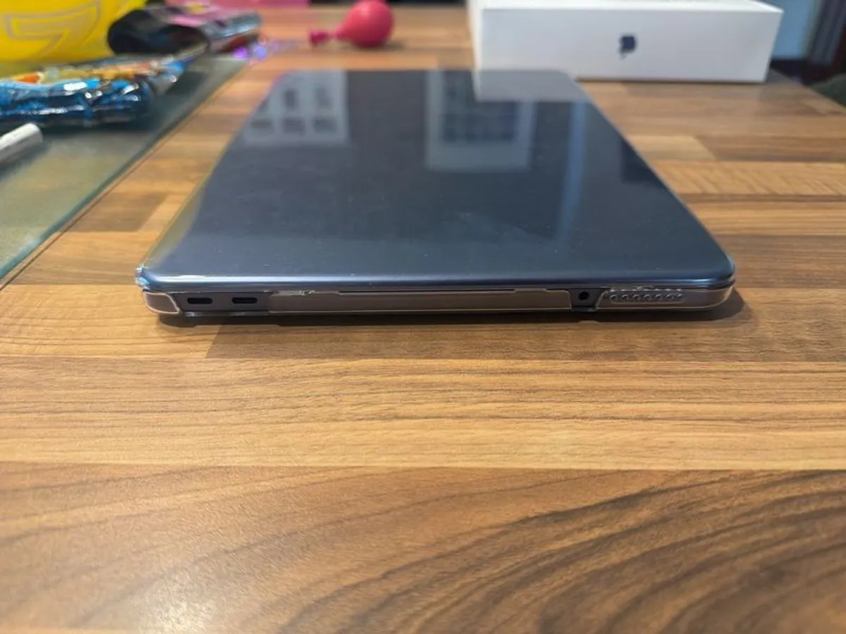 Mackbook Neo with Apple care - Image 2