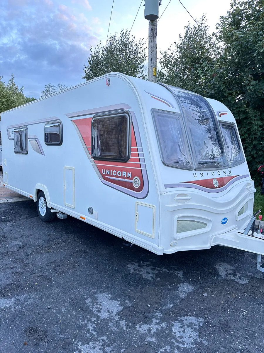 ✨STUNNING BAILEY UNICORN VIGO 4 BERTH ISLAND BED✨ - Image 1