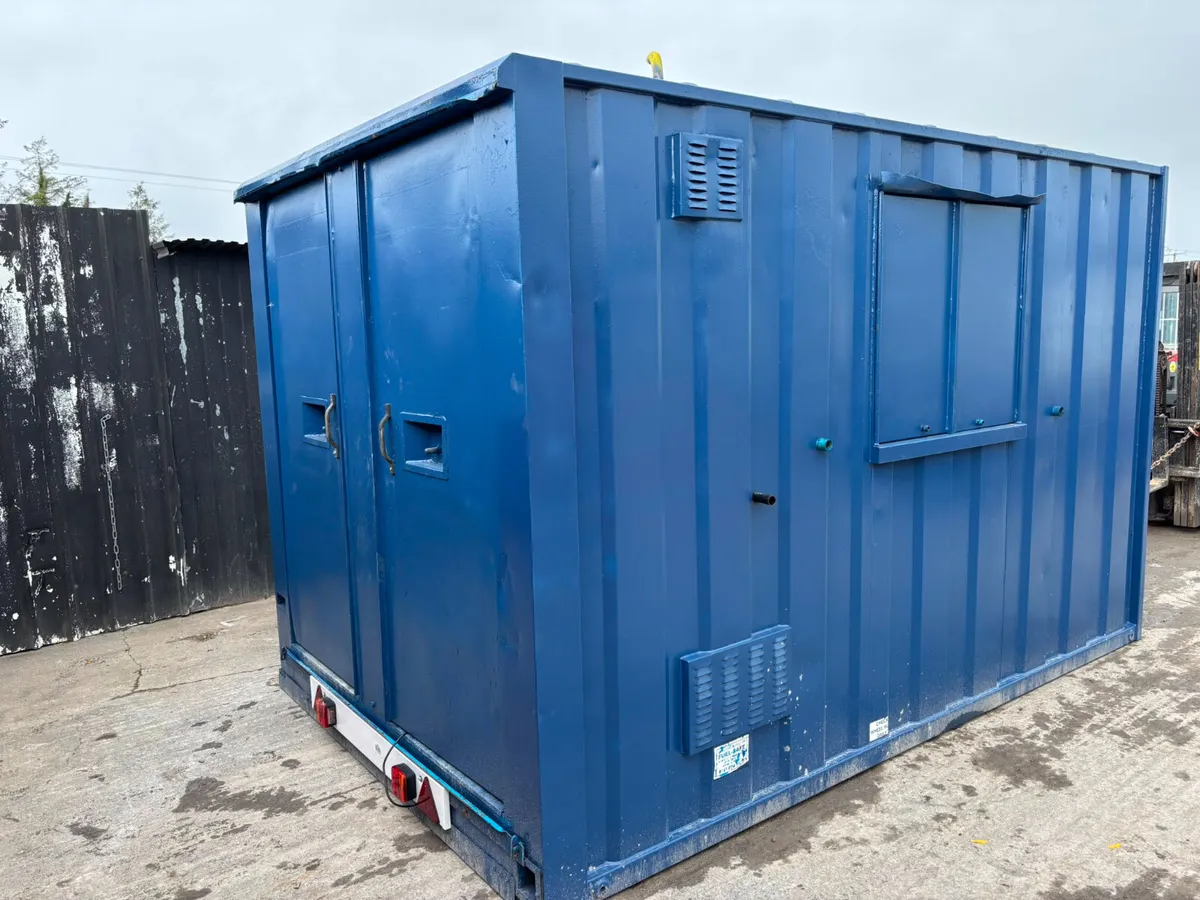 Towable mobile site welfare unit - Image 4