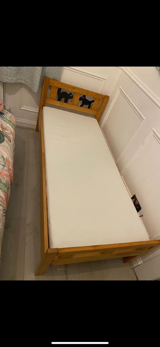 Bed - Image 3