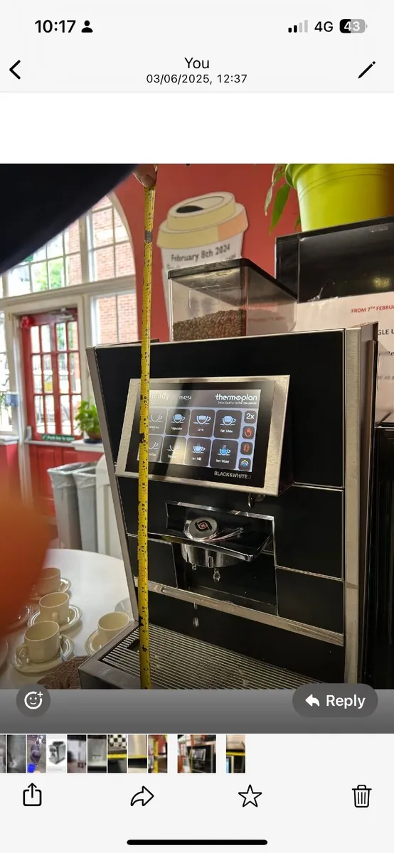Commercial coffee machine - Image 1