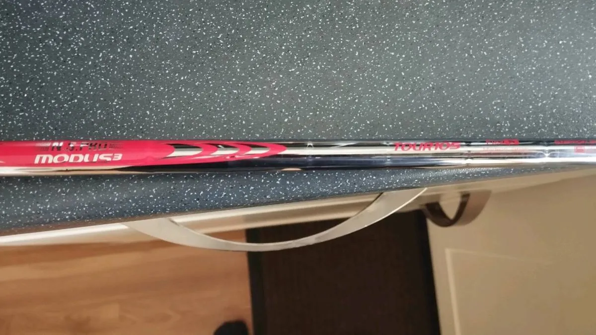 Mizuno JPX 923. - Image 3
