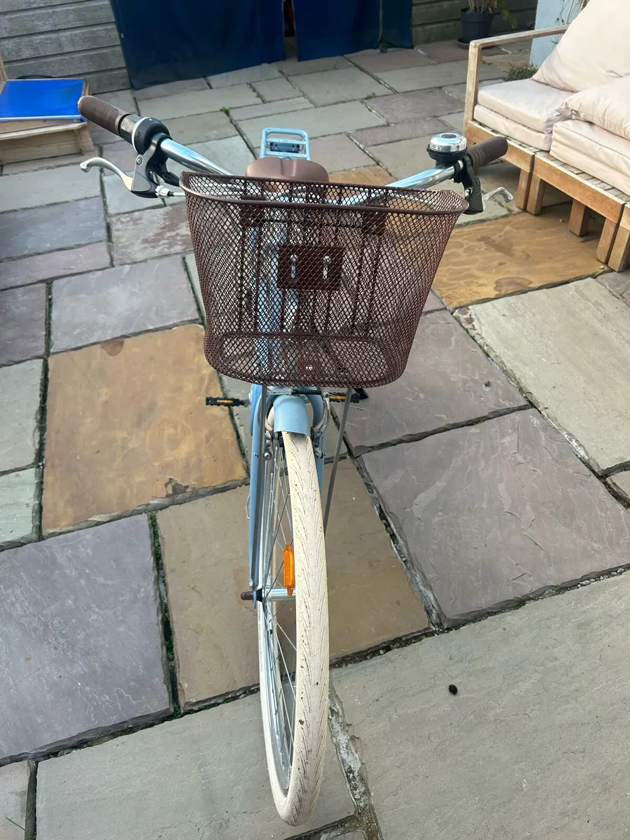 Women’s Bike with Basket - Image 3