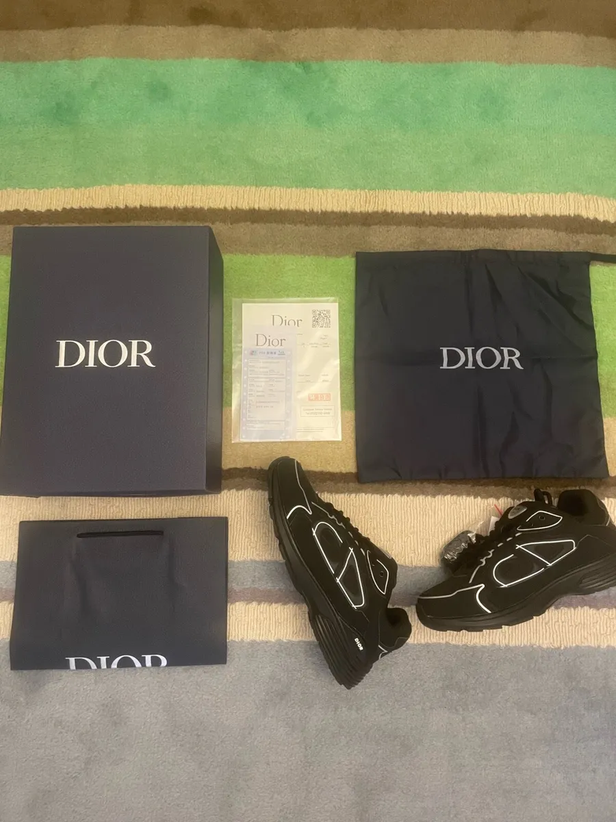 Dior B30 - Image 1