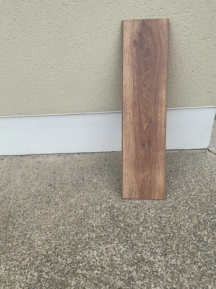 Dark oak click floorboards - Image 3
