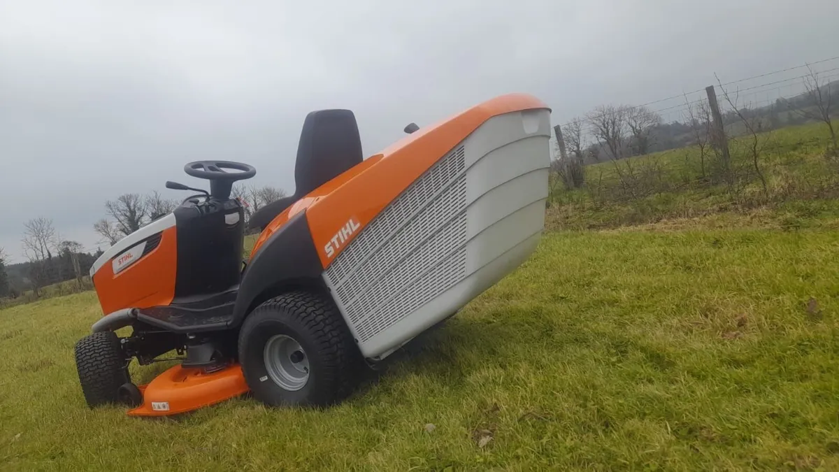 Stihl RT 6127 ride on mower - Image 3