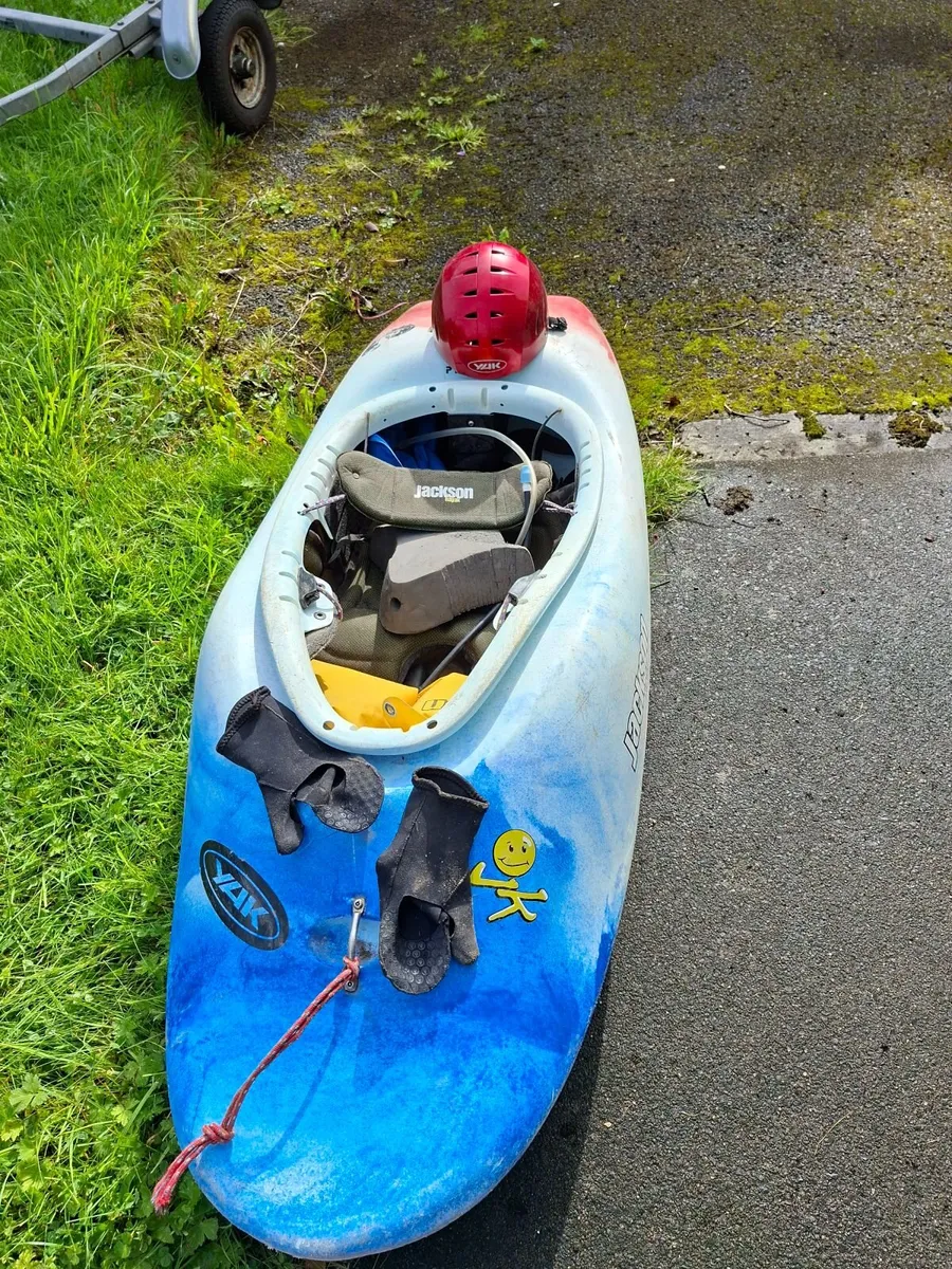 Kayak jackson star,  with paddle, helmet , air bag - Image 1