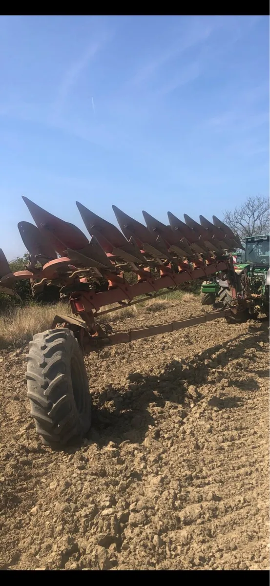 Plough 8 furrow - Image 4
