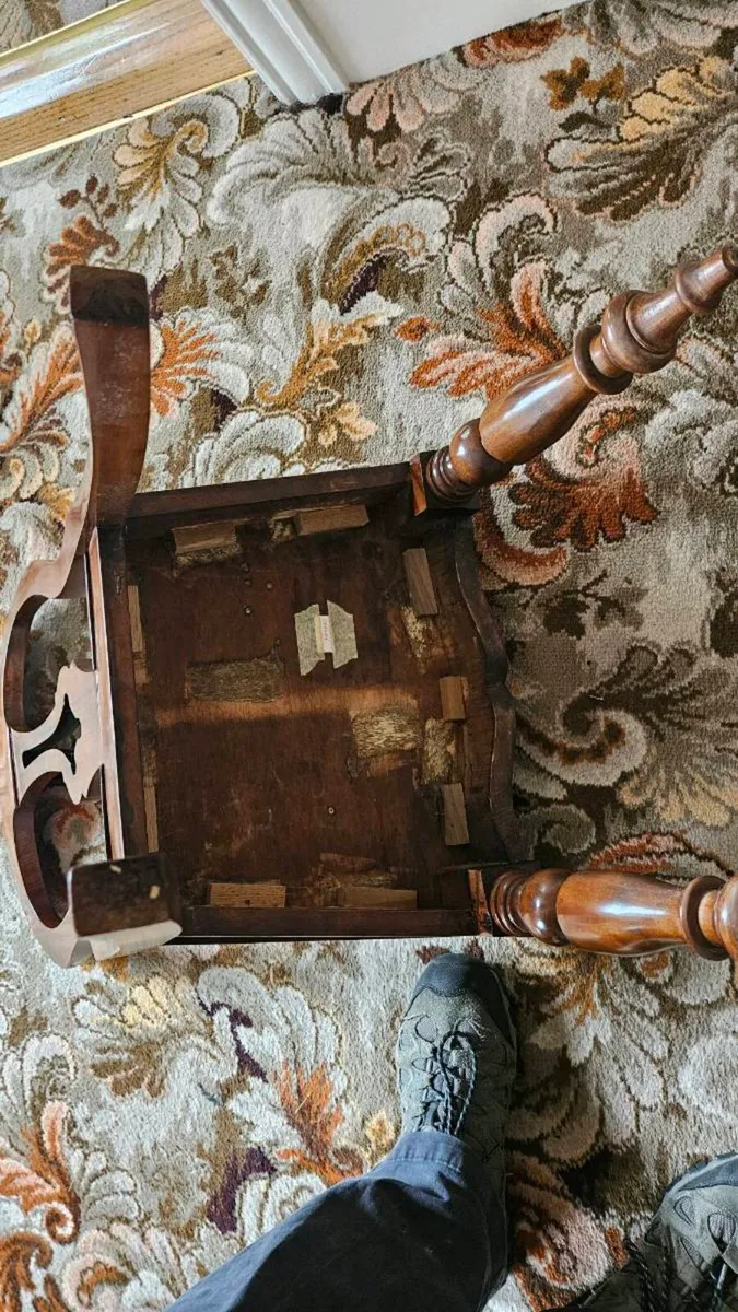 Mahogany hall chair - Image 2