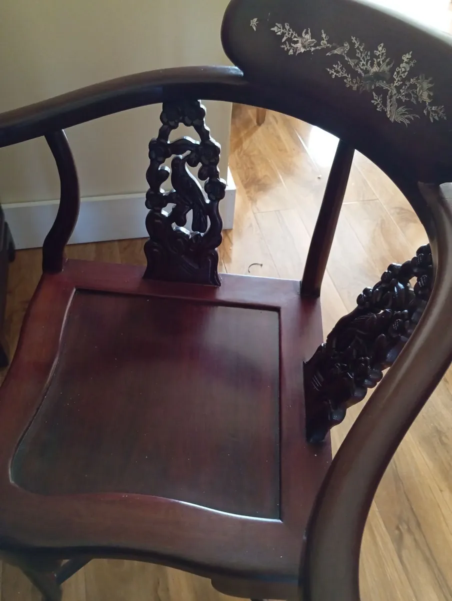 Antique Chinese desk and chair - Image 2