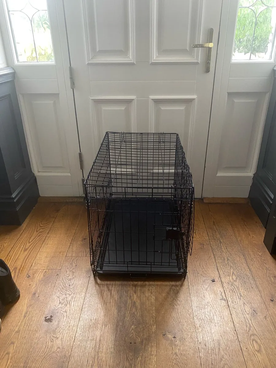 Dog crate - Image 1