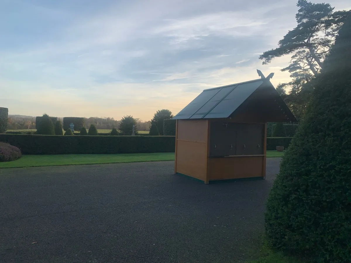 Christmas huts for sale - Image 2