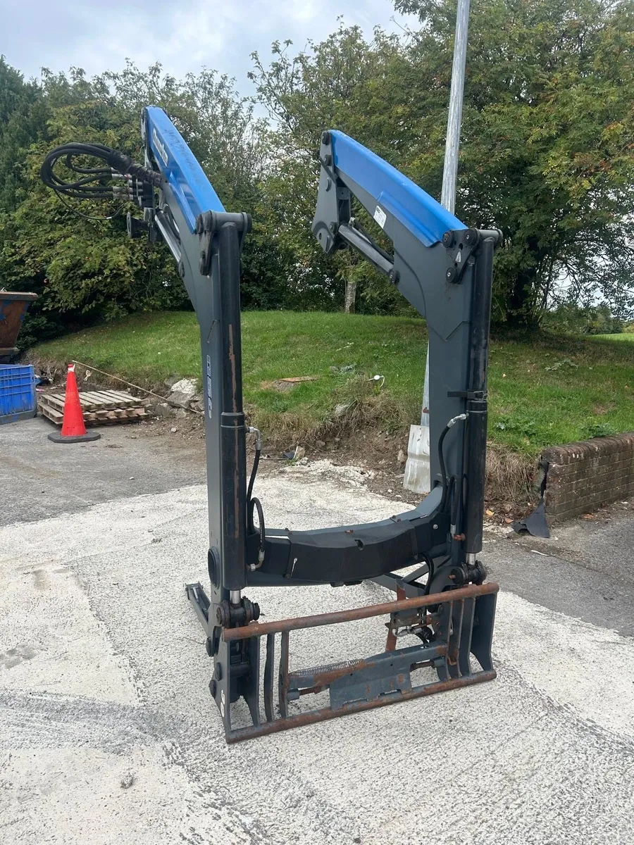 New Holland Quicke  56 Loader - Image 3