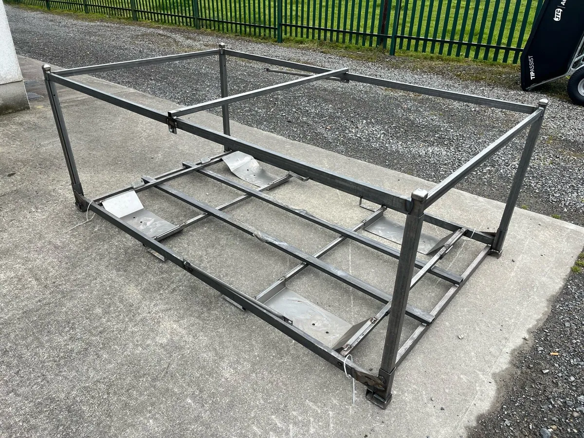 €50 per Strong Steel Frame - Image 4