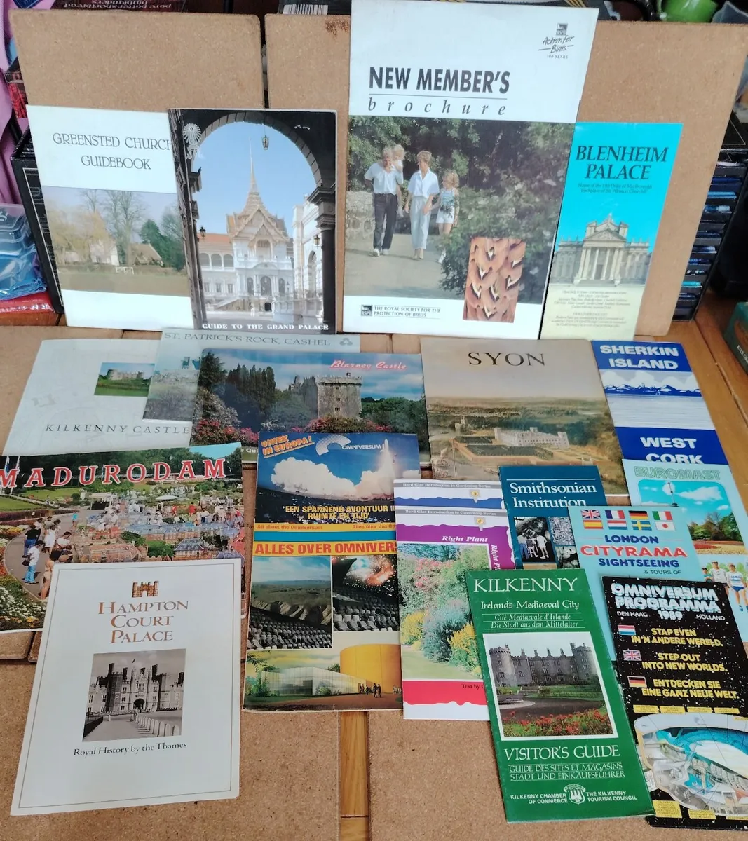 Free Bundle: Vintage Travel Memorabilia, Guidebook - Image 1