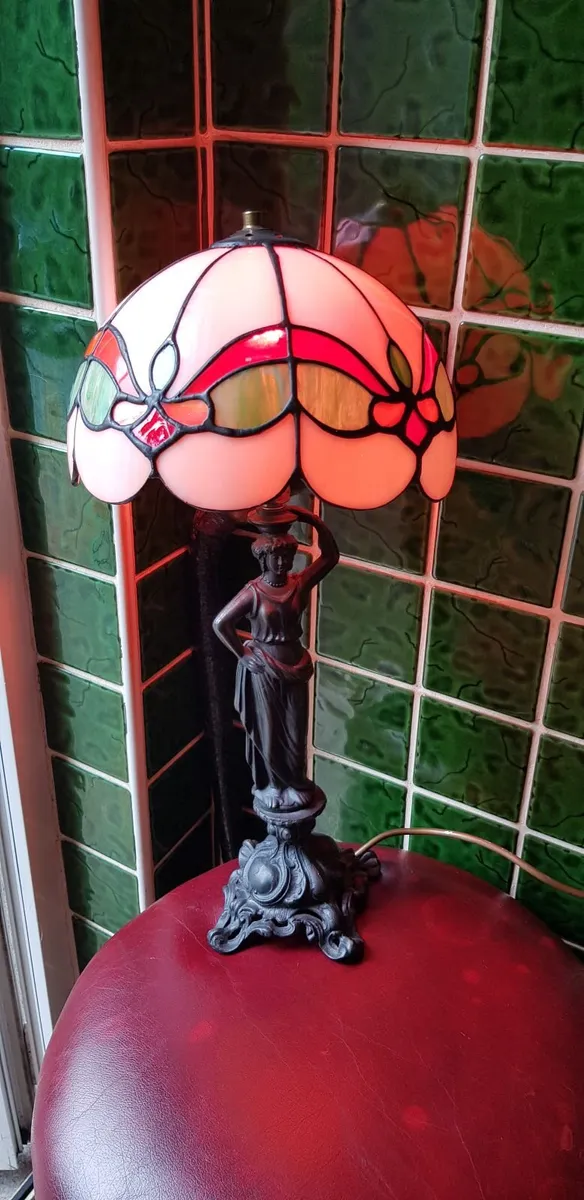 Tiffany stained glass table light - Image 2