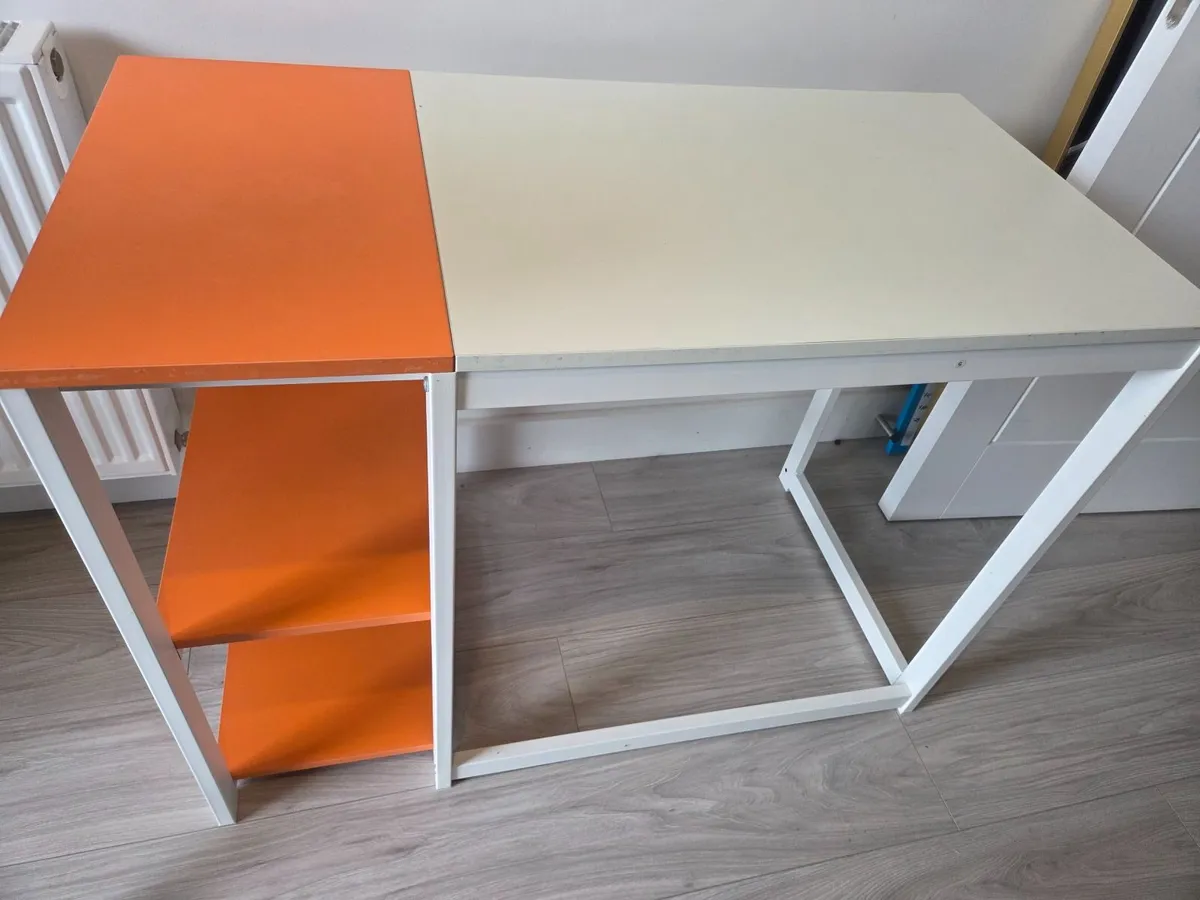 Desk - Image 2
