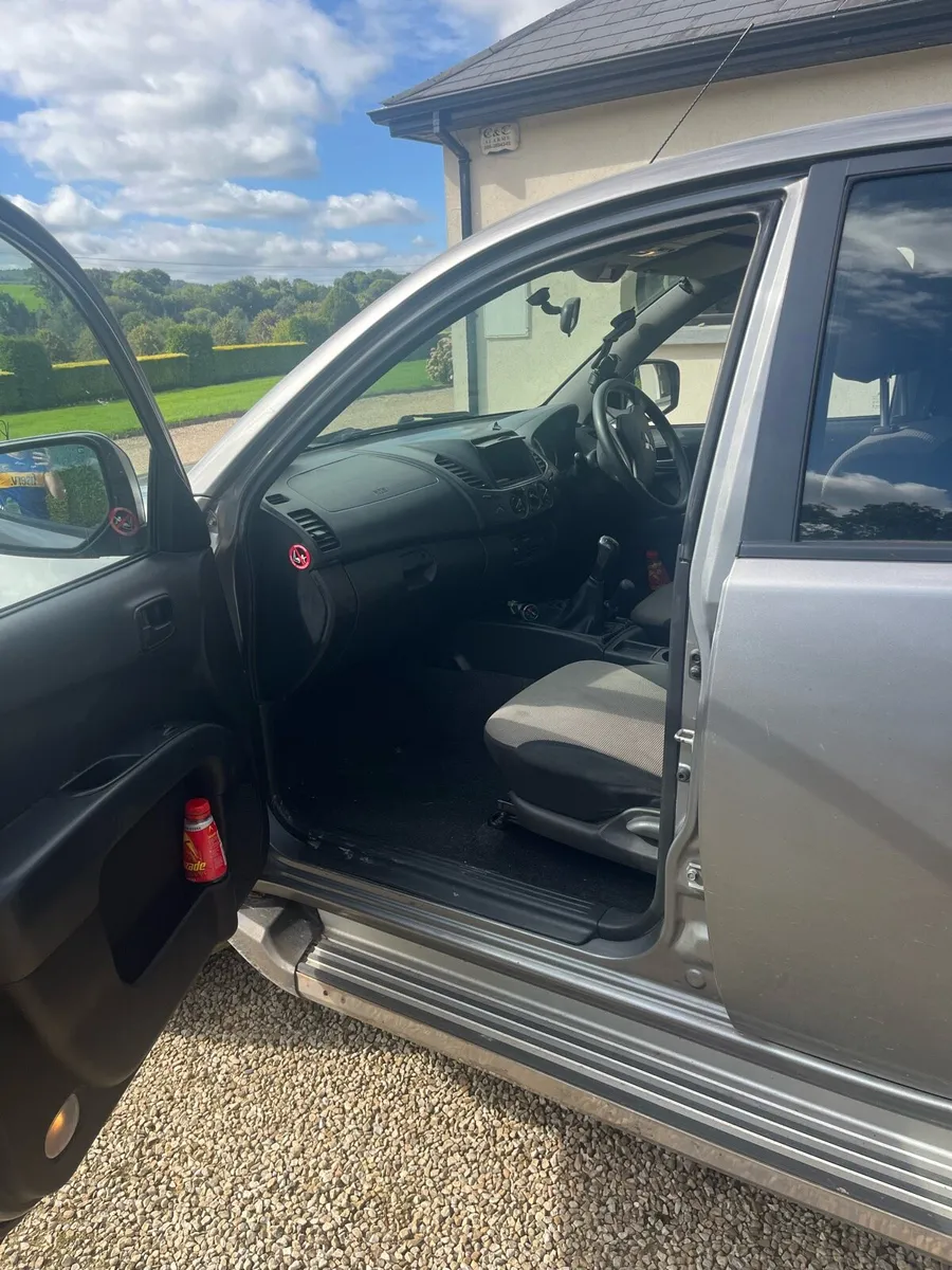 Mitsubishi l200 187bhp - Image 4