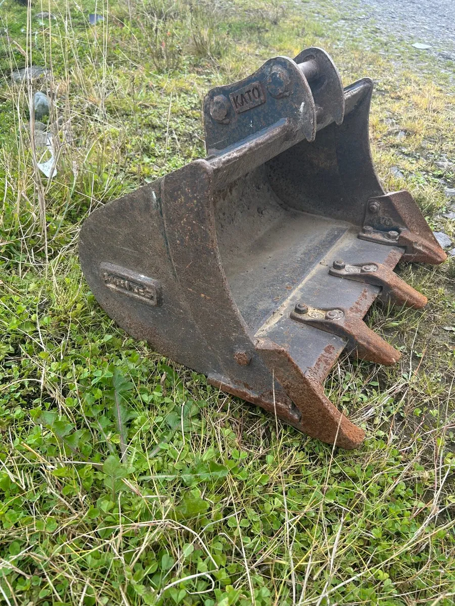 digging bucket - Image 1