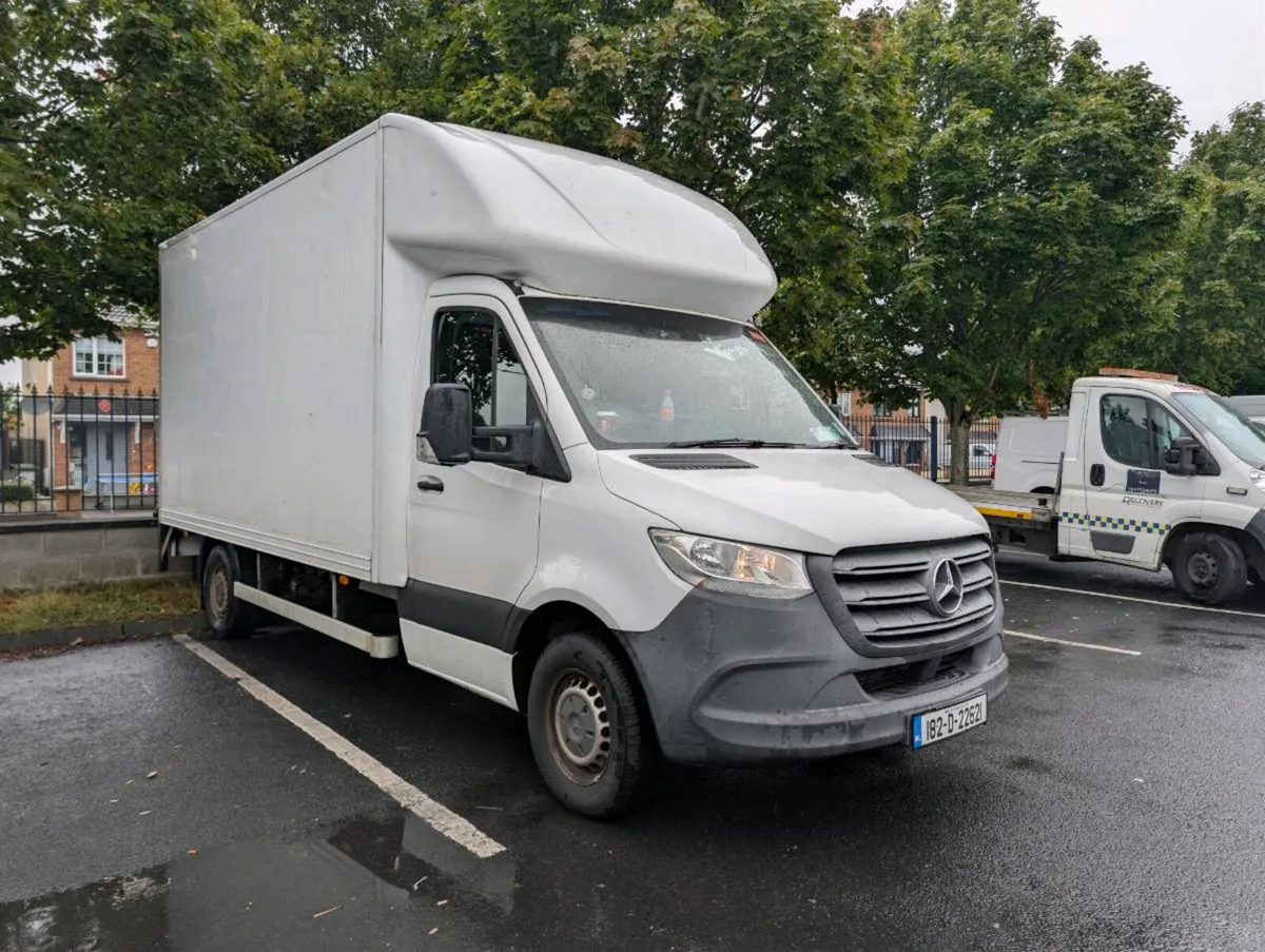 182 Sprinter Box body Luton Chassis - Image 1