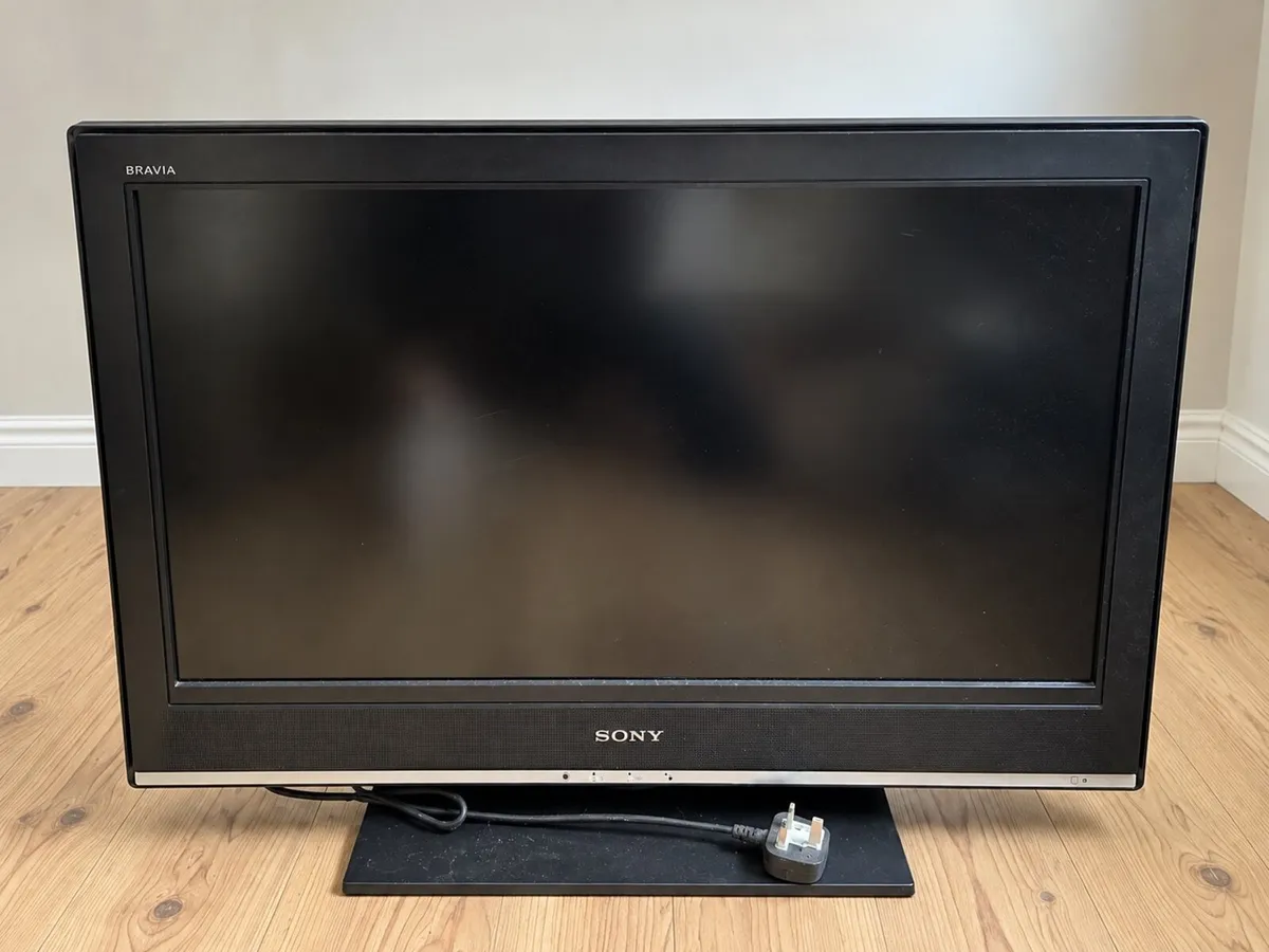 Sony BRAVIA 32" LCD HD TV HD Ready - Image 4