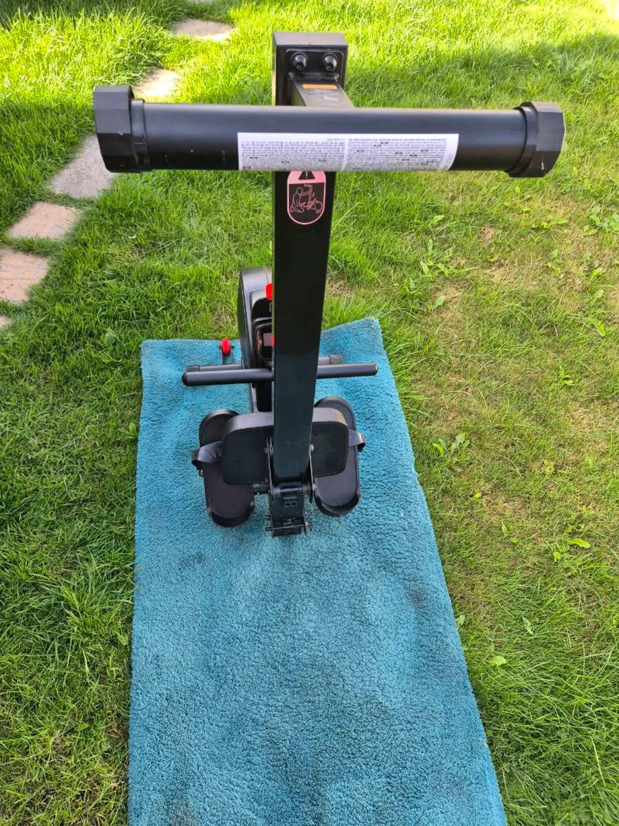 Decathlon foldable rowing machine - Image 3