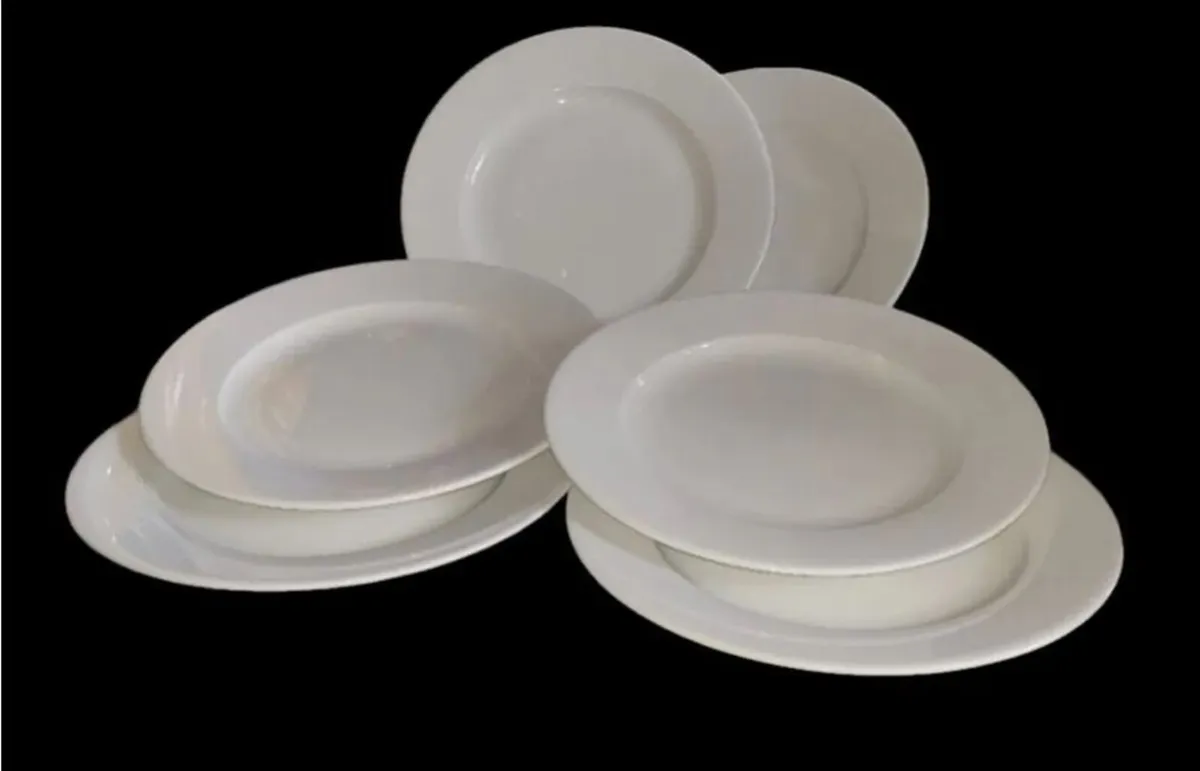 Set of 6 Harrods White Wide-Rim Plates – Pristine - Image 1