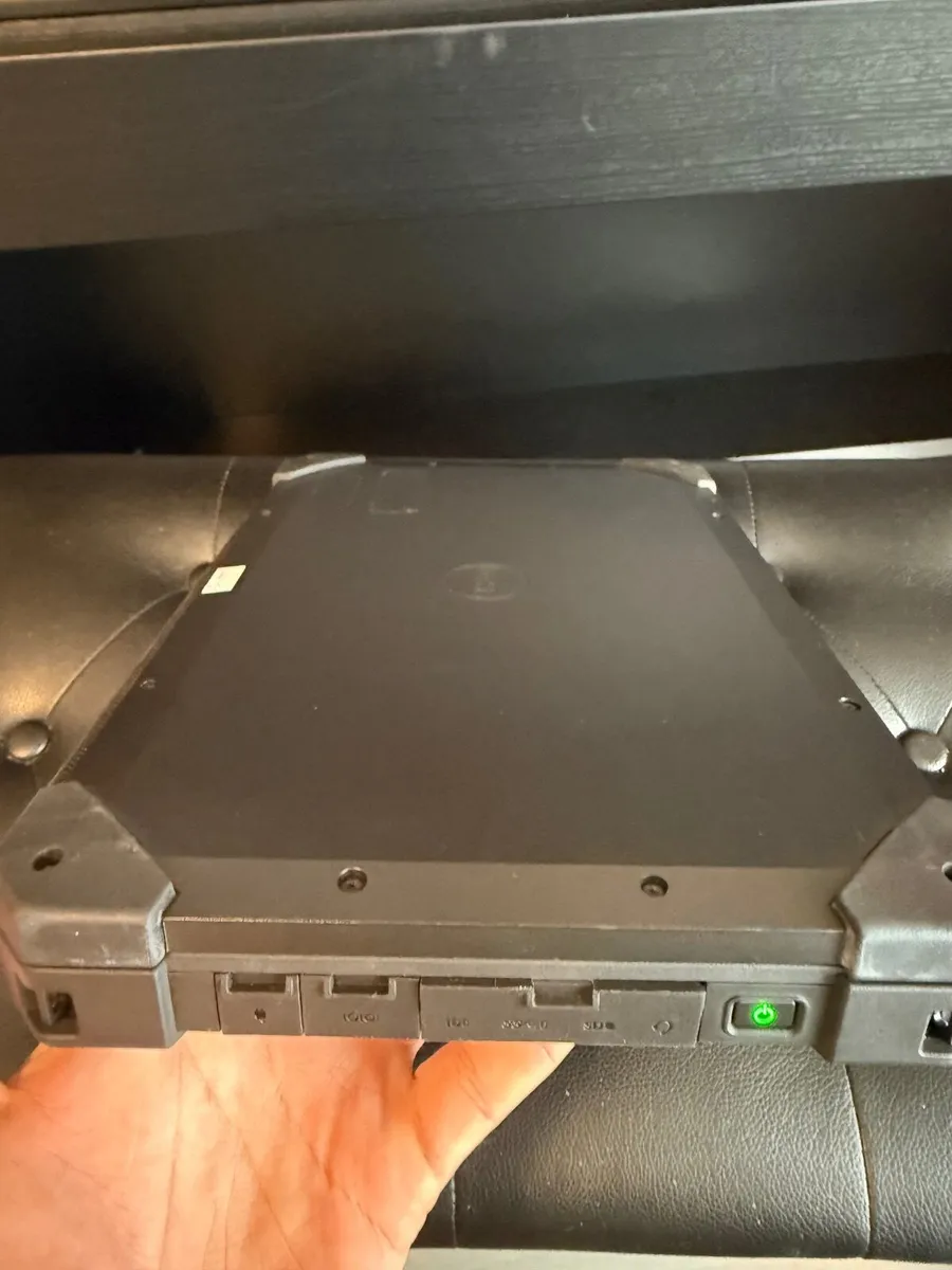 Dell Latitude 7220 Rugged Military Grade Laptop - Image 2