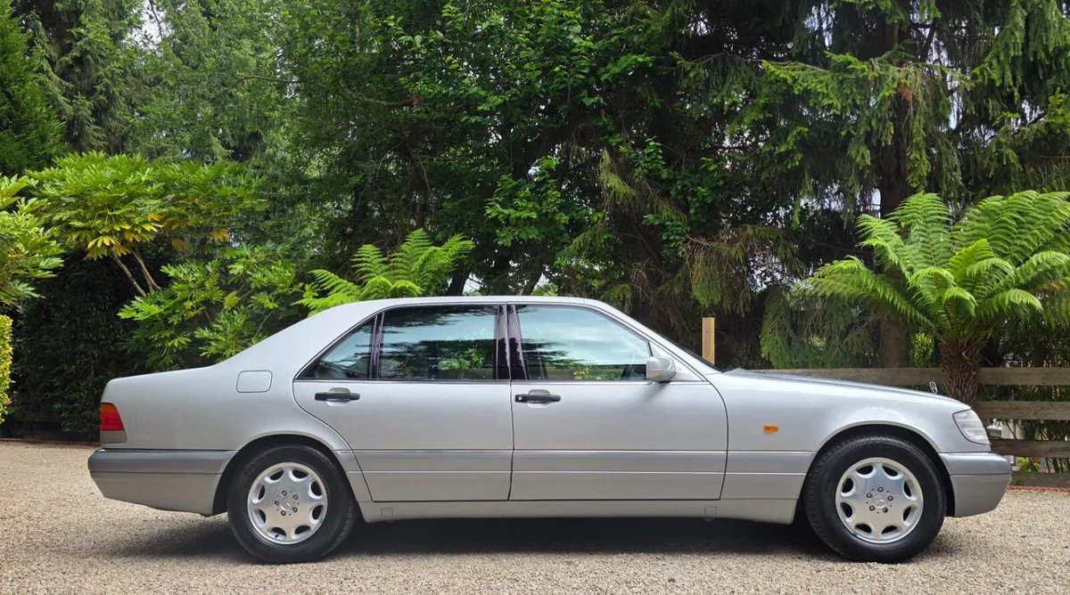 1995 Mercedes S230L with only 14,850 miles - Image 2