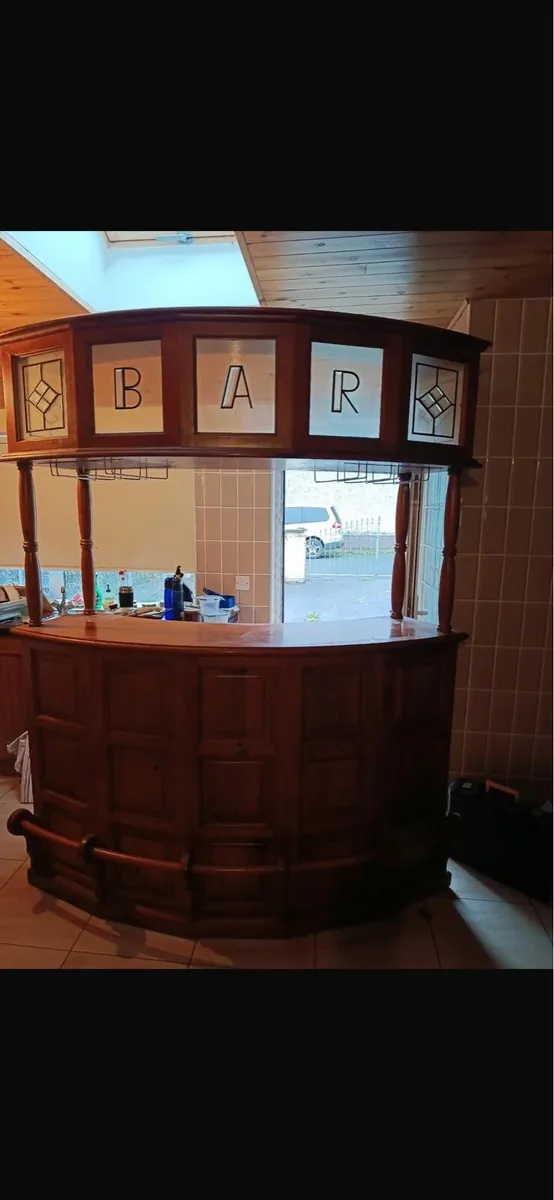 Bar for sale - Image 1