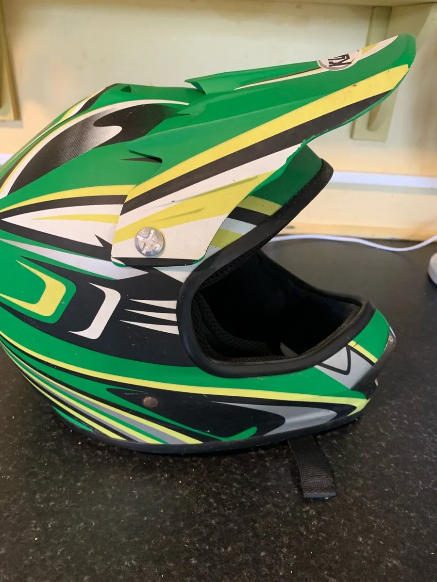 Motorcycle helmet - Image 1