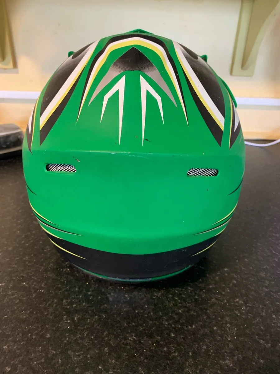 Motorcycle helmet - Image 3