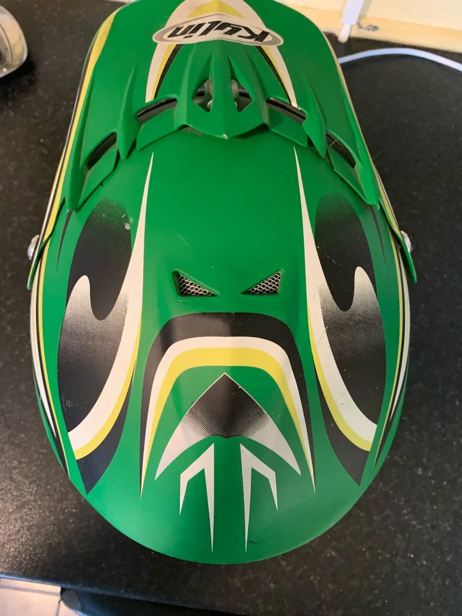 Motorcycle helmet - Image 4