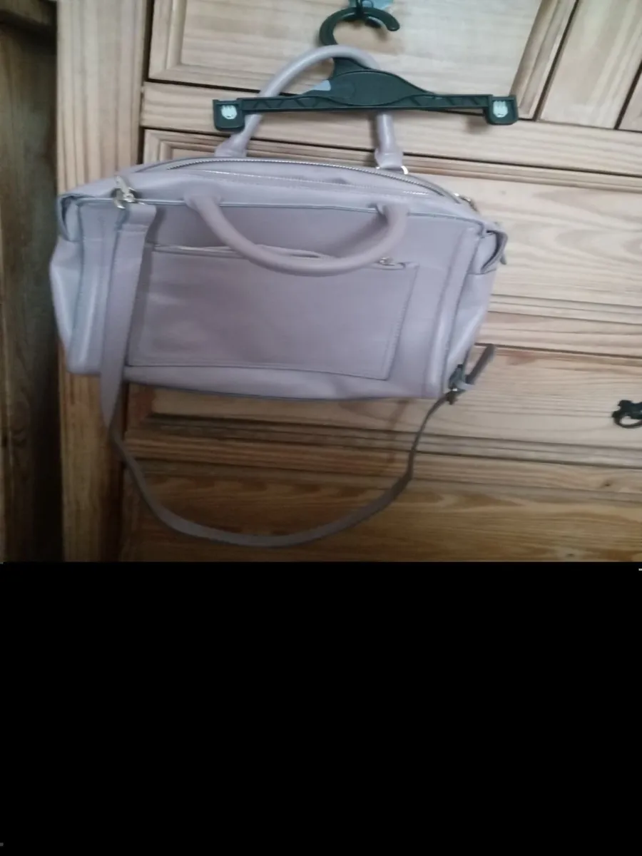 Ladies top and bag - Image 2