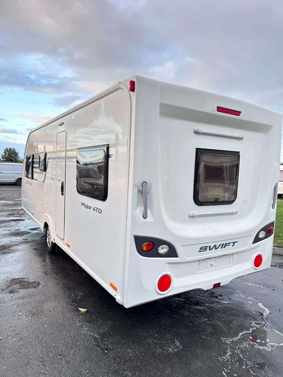 ✨STUNNING 2016 SWIFT SPRITE MAJOR 6 TD 6 BERTH✨ - Image 2