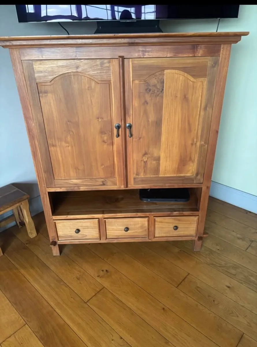 TV Cabinet - Image 1