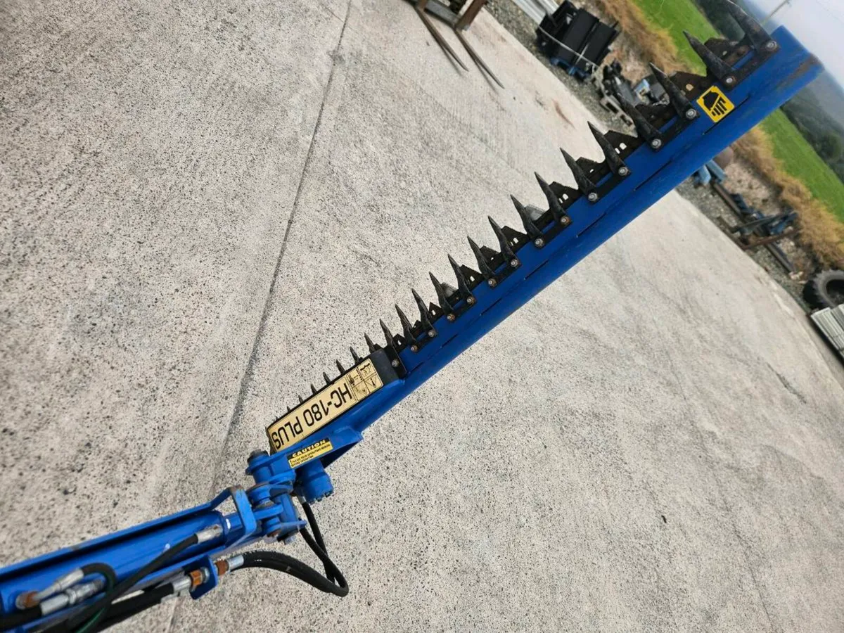Loader mounted hedge trimmer SA 1000 Slanetrac - Image 3