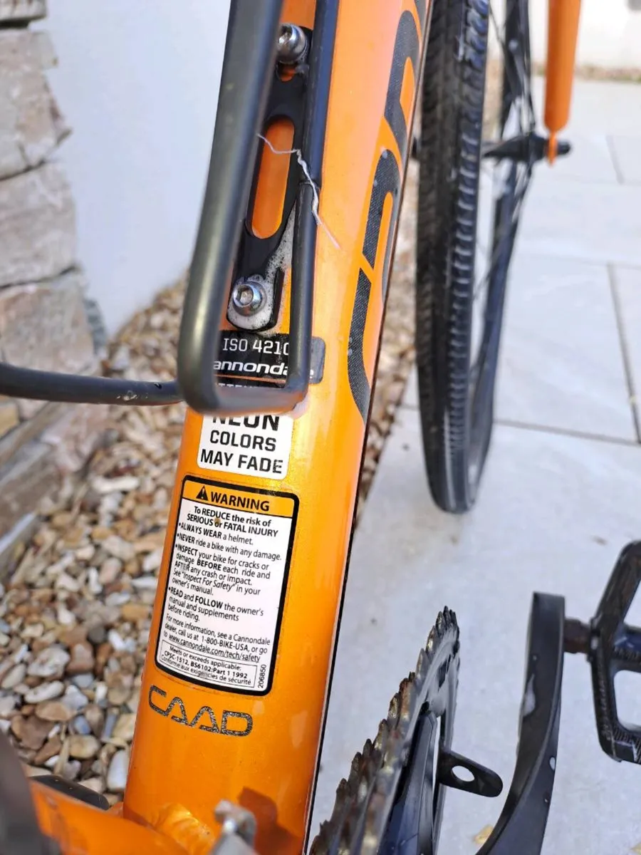 Boys Hybrid Bike - Image 2
