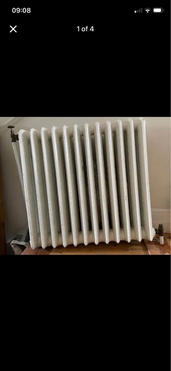 Cast iron radiator - Image 1