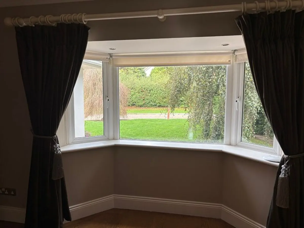 Curtains - Image 1