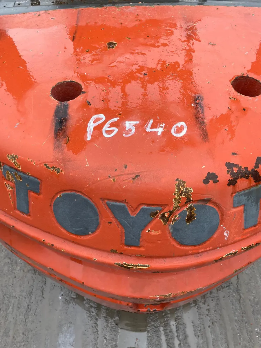 Toyota Tonero diesel counterbalance forklift - Image 3