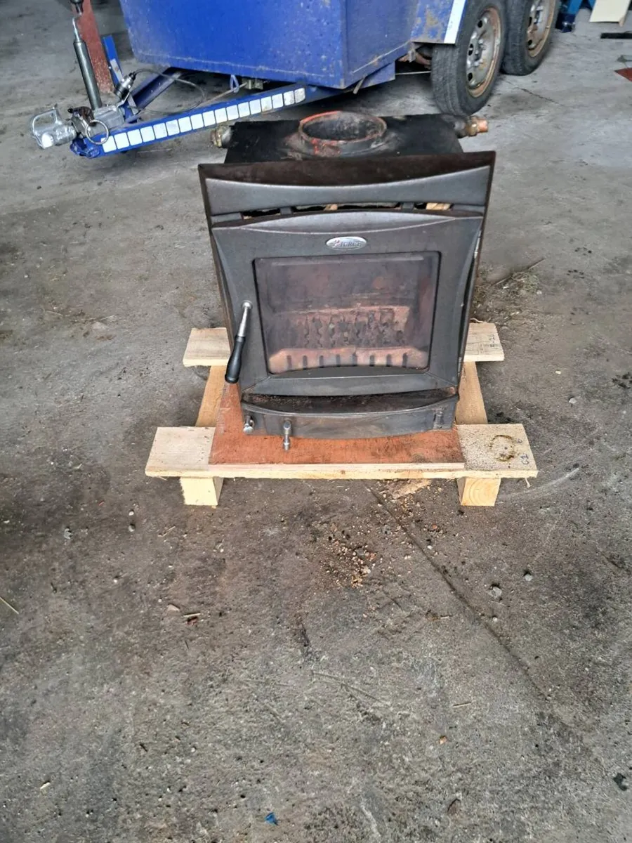 Insert Stove - Image 3