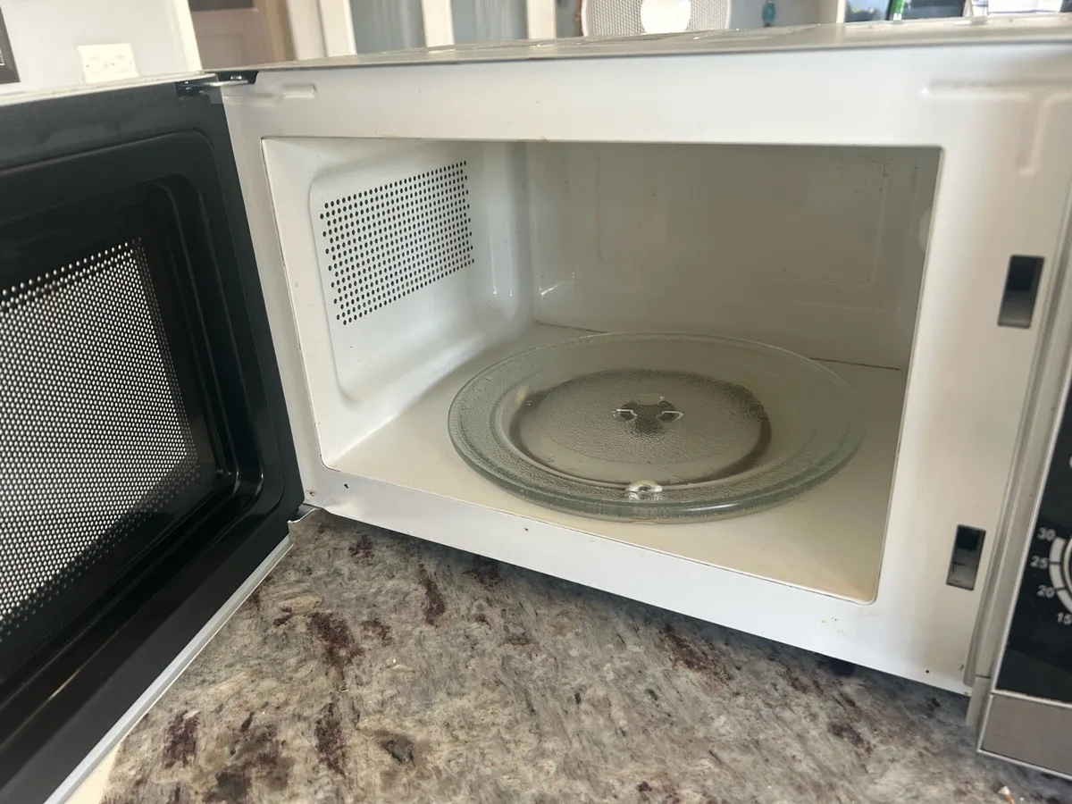 Morphy Richard microwave - Image 2