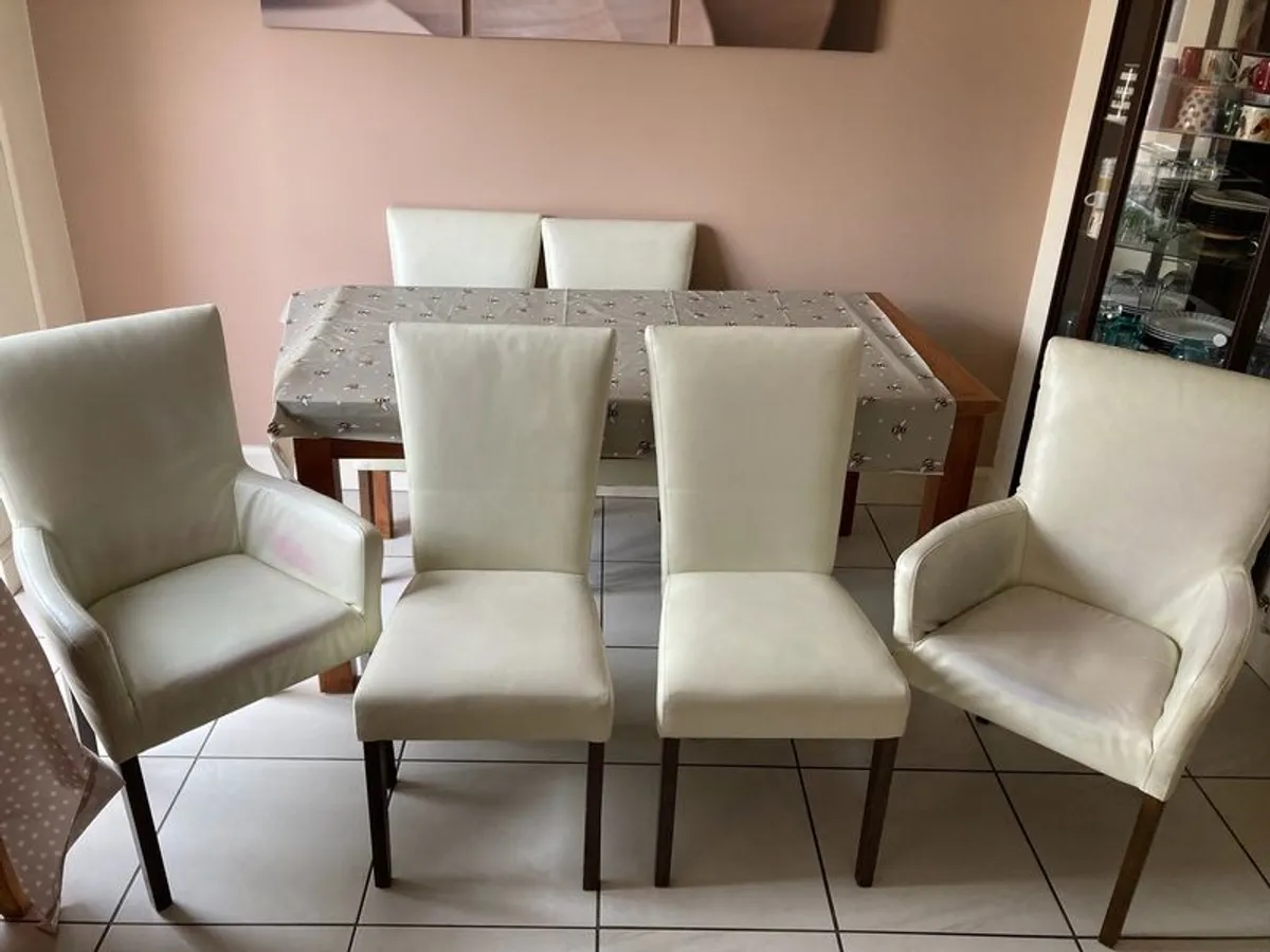 Dining table set - Image 1