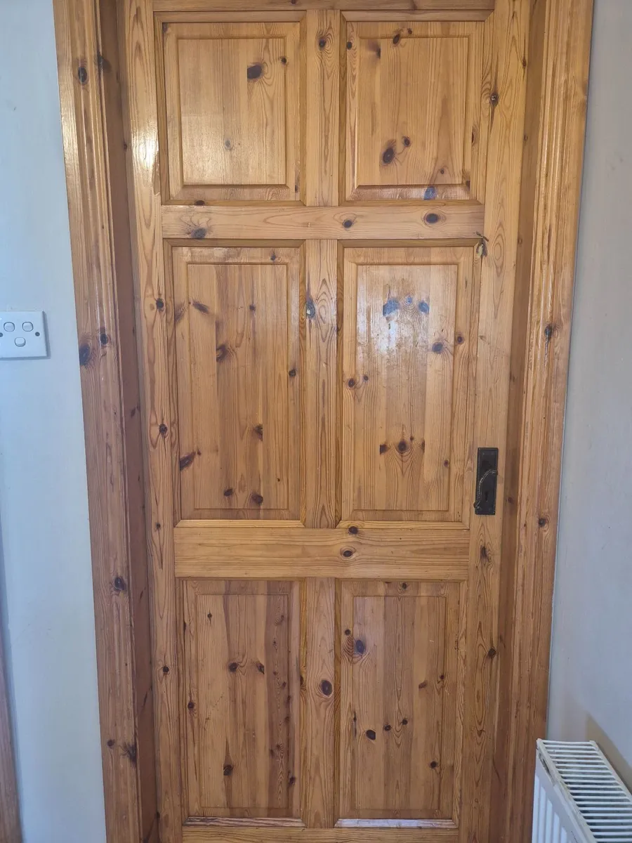 Red Deal Doors - Image 3