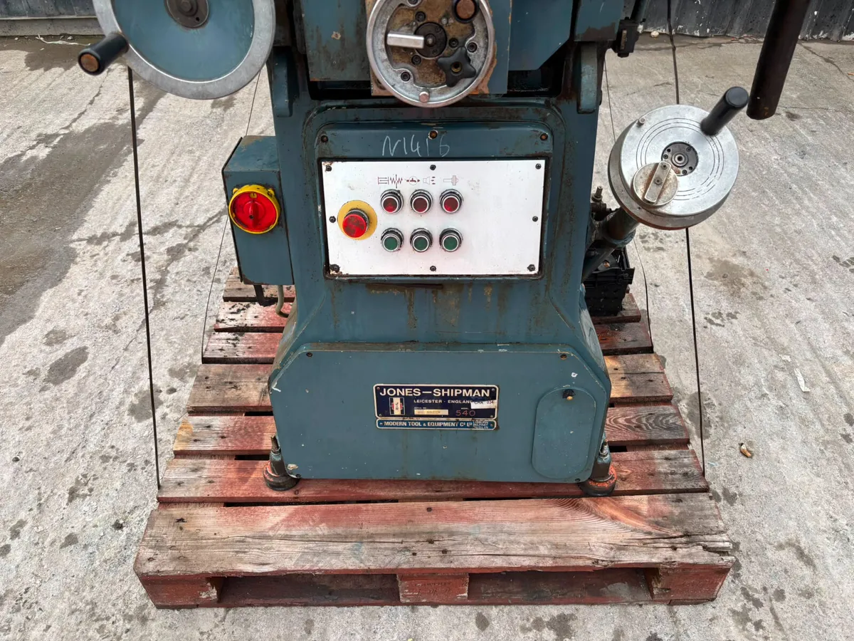 Jones & Shipman 540 precision spindle grinder - Image 4