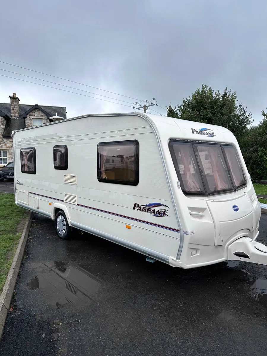 ✨BARGAIN BAILEY PAGEANT 4 BERTH FIXER BED✨ - Image 1