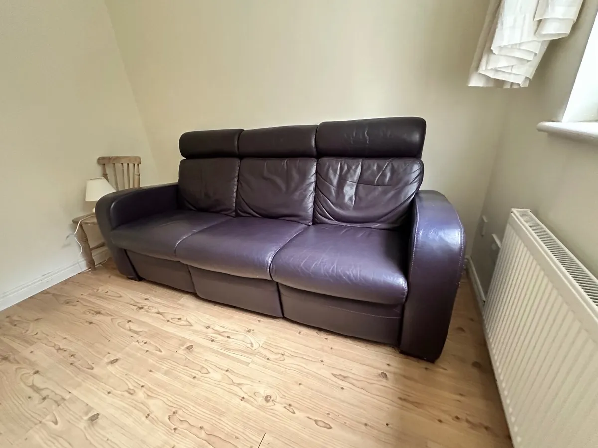 Leather Recliner Sofa / Couch - 3 Seater - Image 3