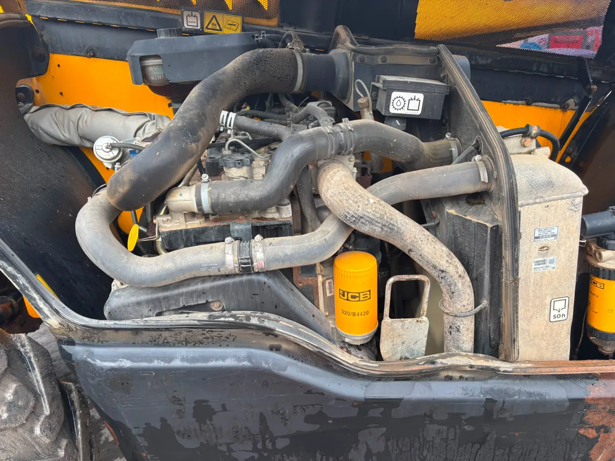 JCB Loadall telescopic handler (telehandler) - Image 4
