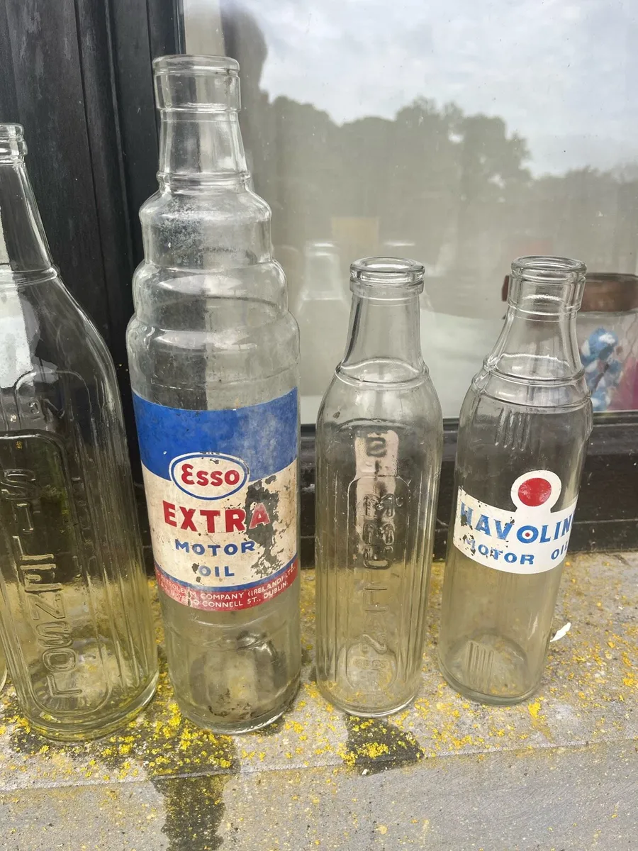 Old bottles - Image 1